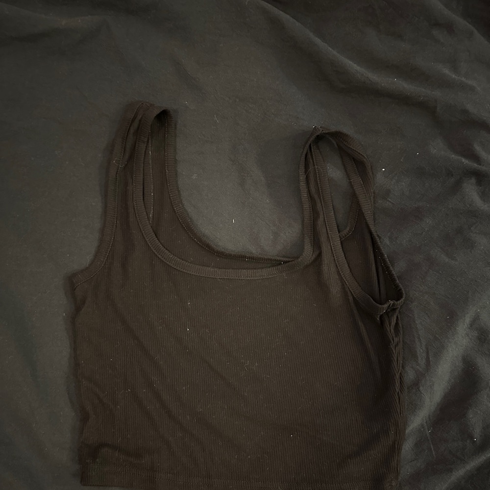 crop top - Picture 2 of 2